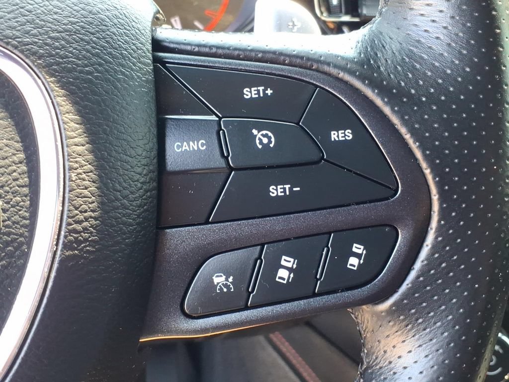 Used 2021 Dodge Durango R/T w/ Technology Group AWD/4WD image 11