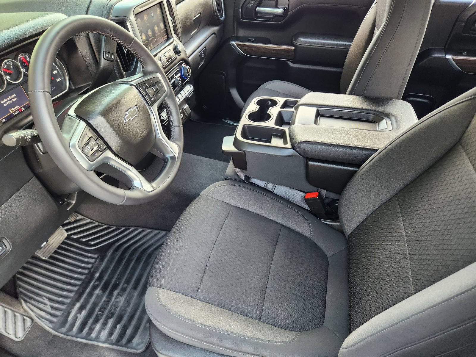 Used 2022 Chevrolet Silverado 1500 RST w/ Safety Package AWD/4WD image 14