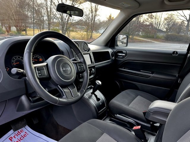 Used 2014 Jeep Patriot Latitude w/ Sun/Sound Group image 12