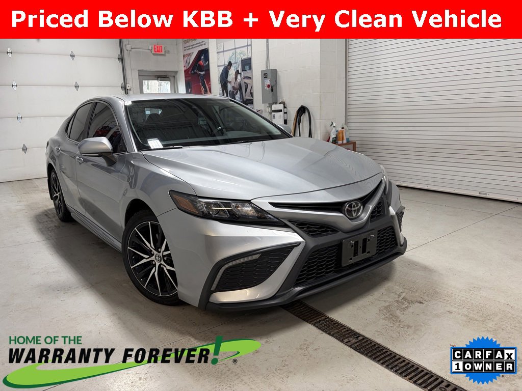 Used 2024 Toyota Camry SE