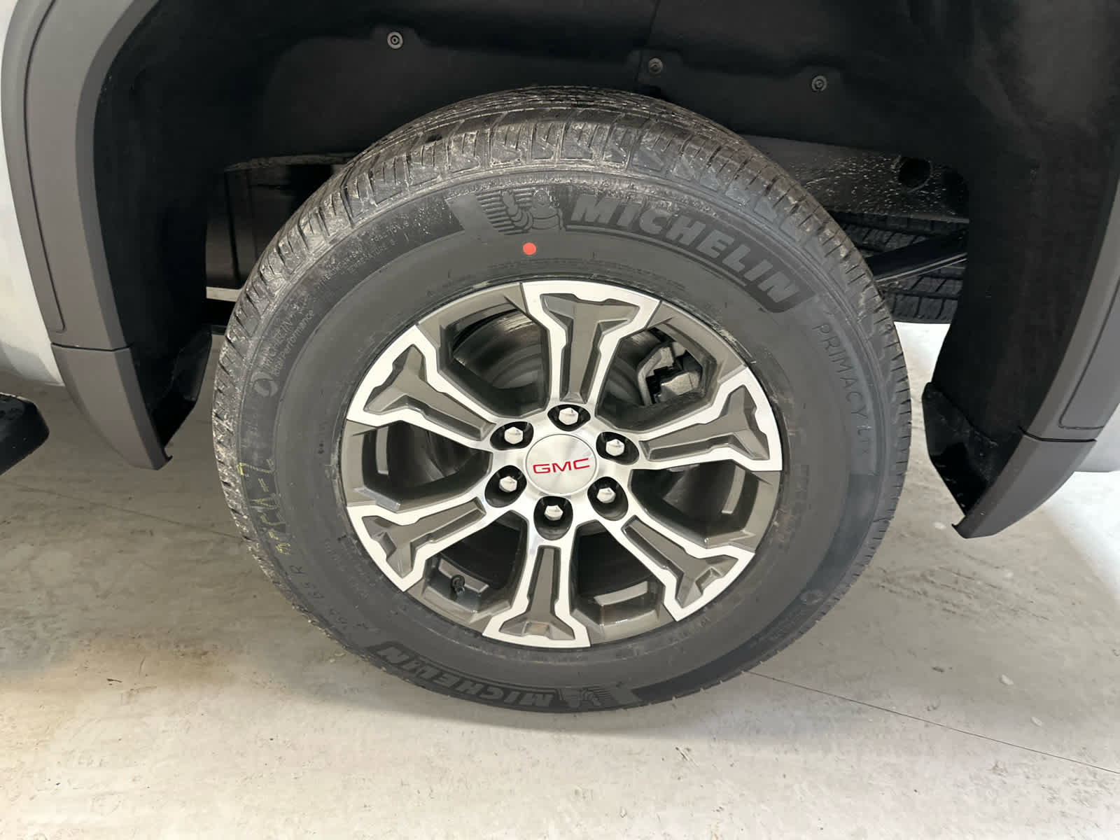 New 2026 GMC Sierra 1500 SLT w/ SLT Convenience Package image 12