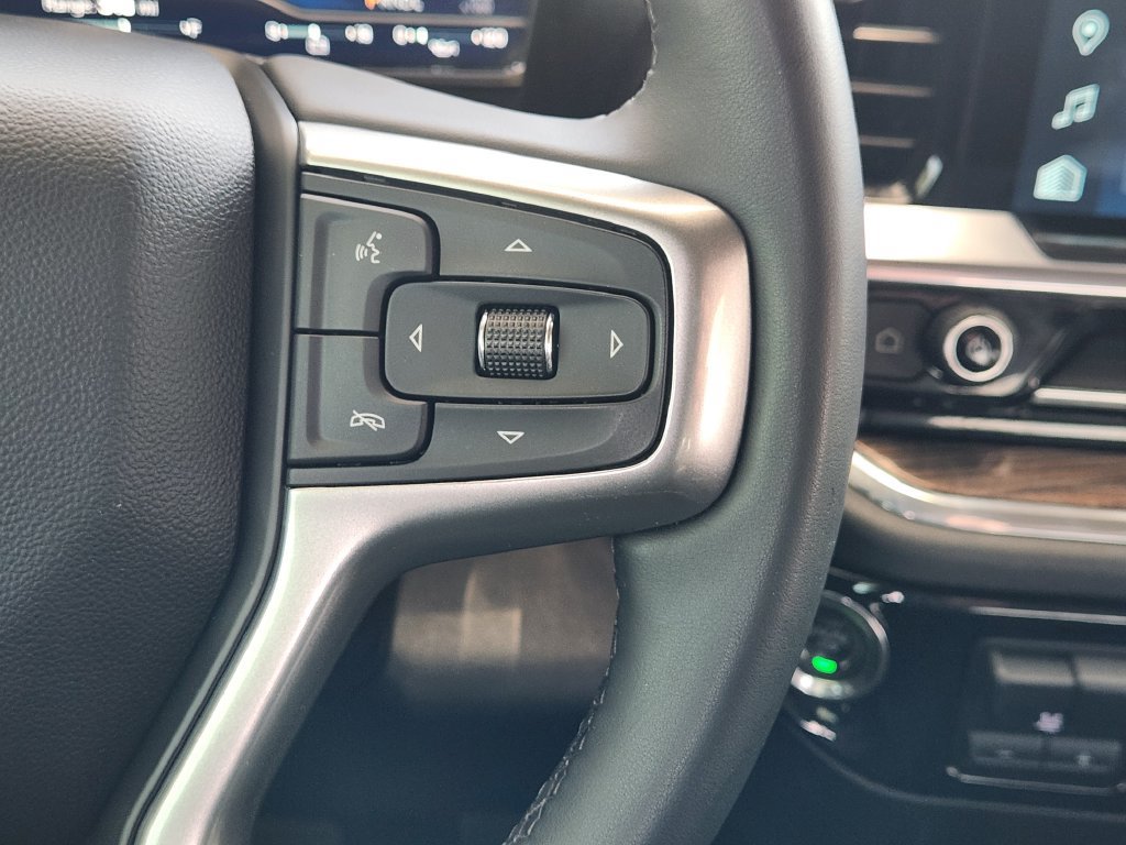 Used 2024 Chevrolet Silverado 1500 RST AWD/4WD image 29