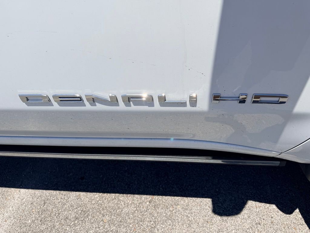 Used 2024 GMC Sierra 2500 Denali w/ Denali Reserve Package AWD/4WD image 13