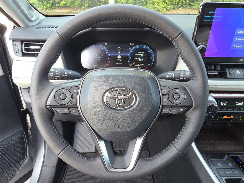 New 2025 Toyota RAV4 Limited image 28
