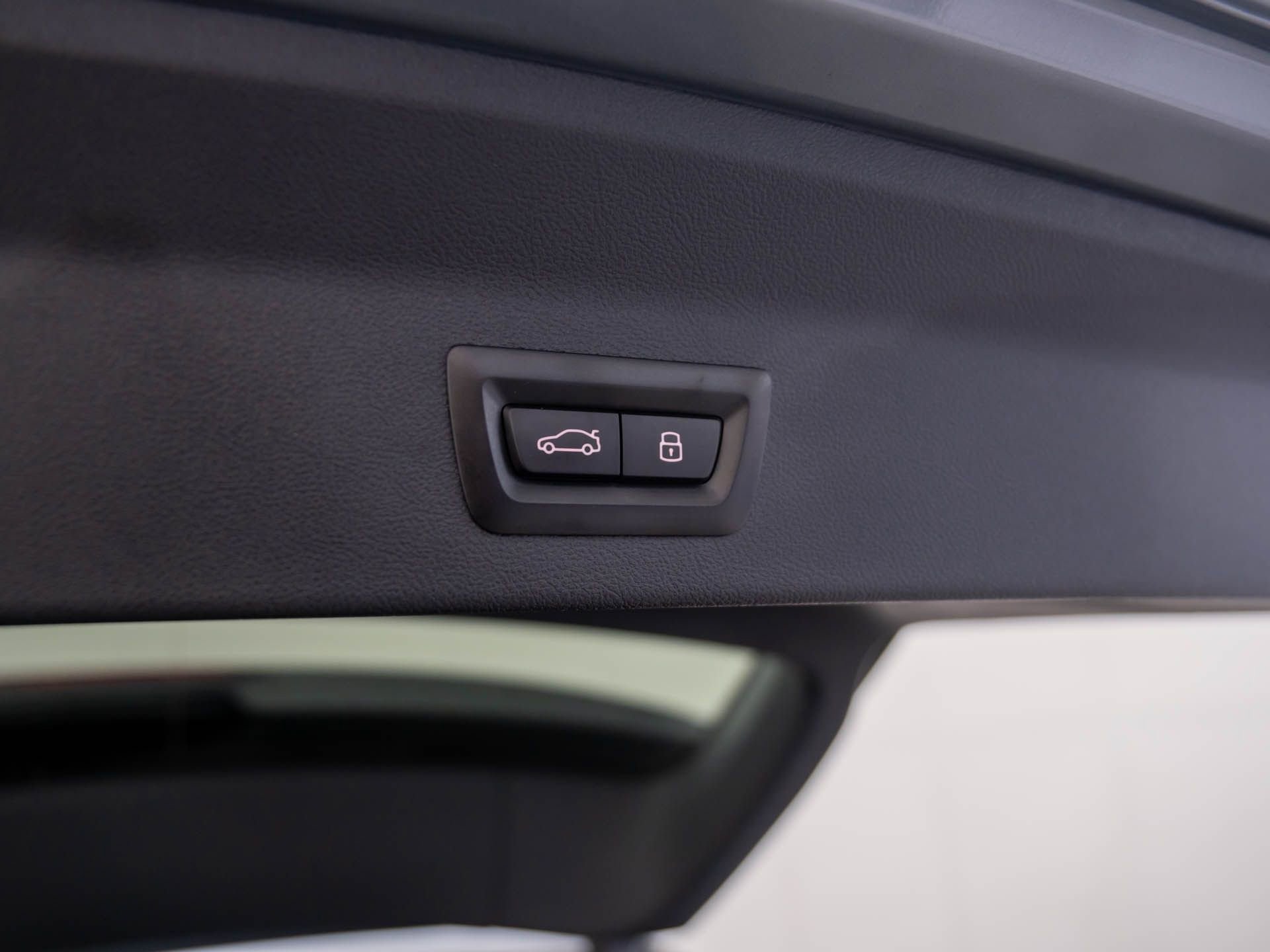 Certified 2024 BMW X3 xDrive30i w/ Premium Package image 38