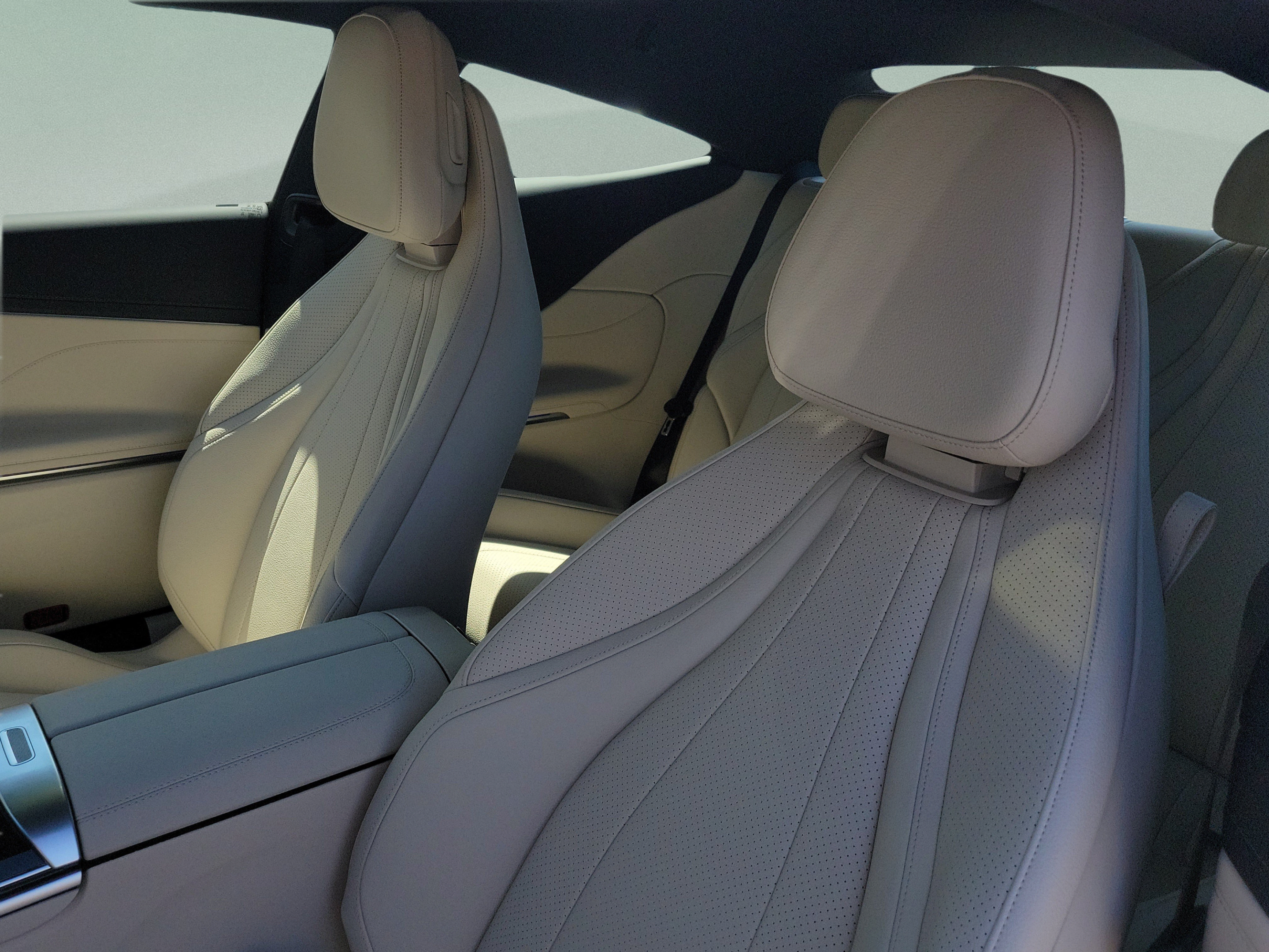 New 2026 Mercedes-Benz CLE 300 4MATIC Coupe image 9