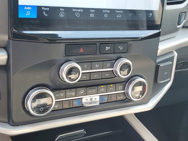 Used 2023 Ford Expedition Max XLT image 18