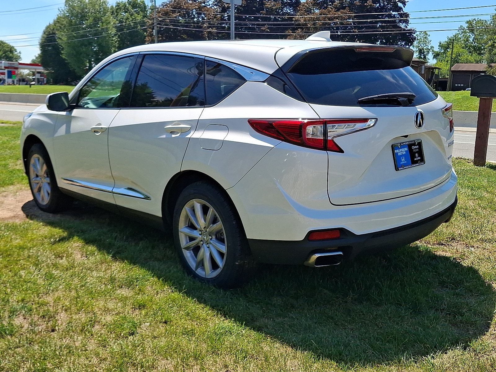 Certified 2024 Acura RDX SH-AWD image 4