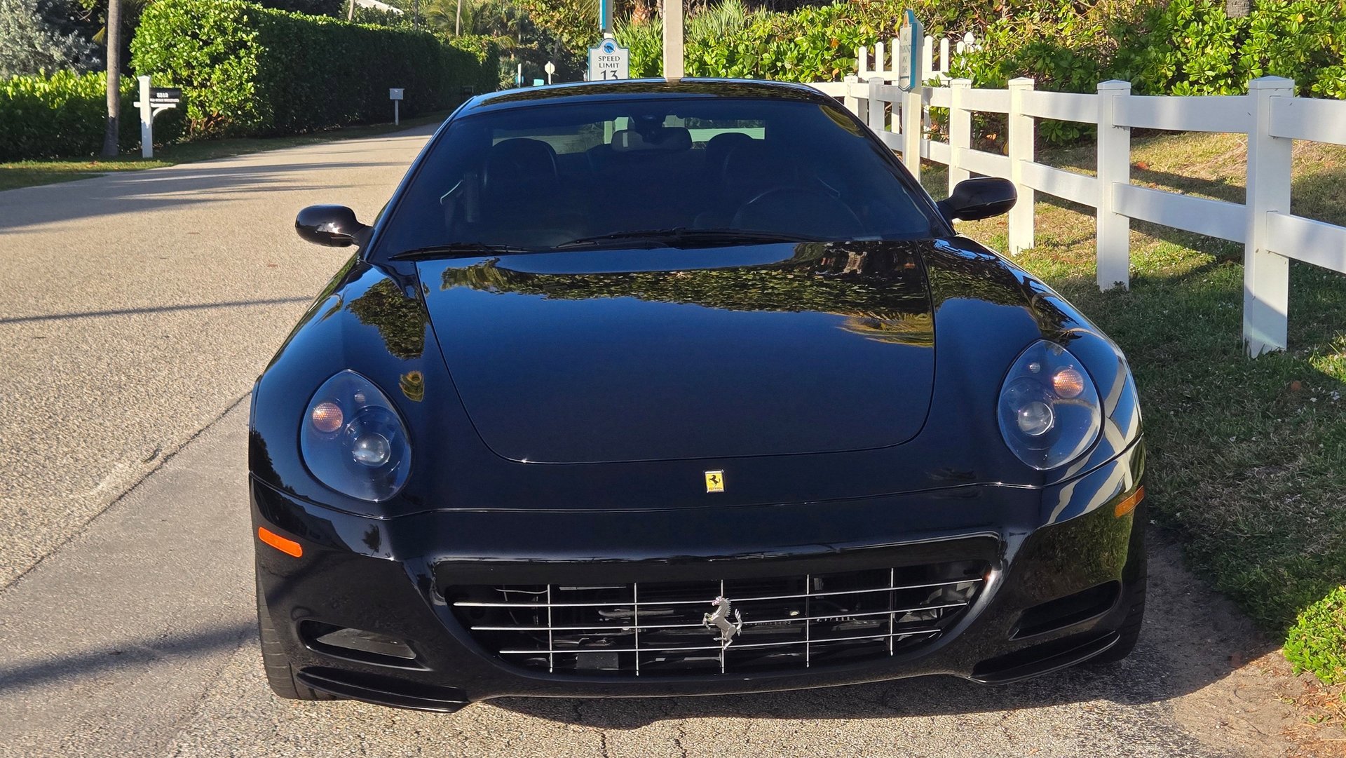 Used 2006 Ferrari 612 Scaglietti image 8