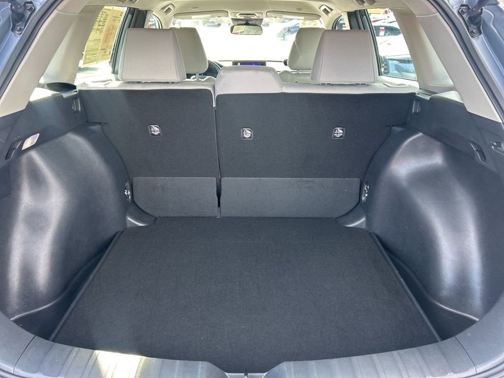 Used 2023 Toyota Corolla Cross L image 13