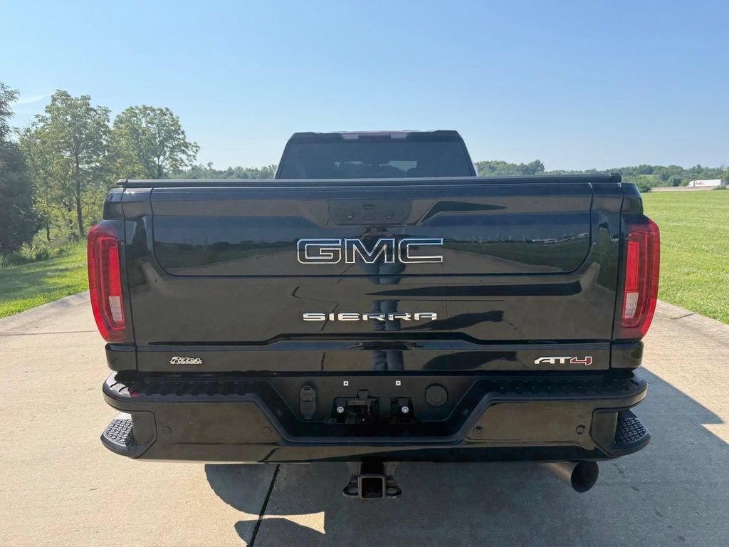 Used 2022 GMC Sierra 2500 AT4 w/ Driver Alert Package I AWD/4WD image 4