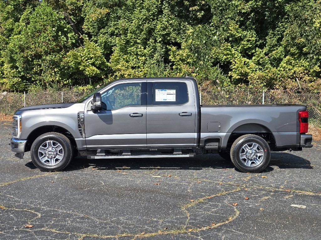 New 2026 Ford F350 Lariat image 18
