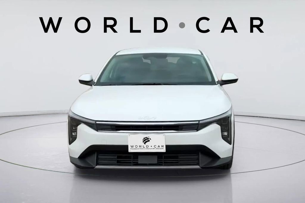 Certified 2025 Kia K4 EX FWD image 3