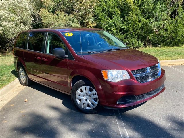 Used 2017 Dodge Grand Caravan SE w/ Power Window Group