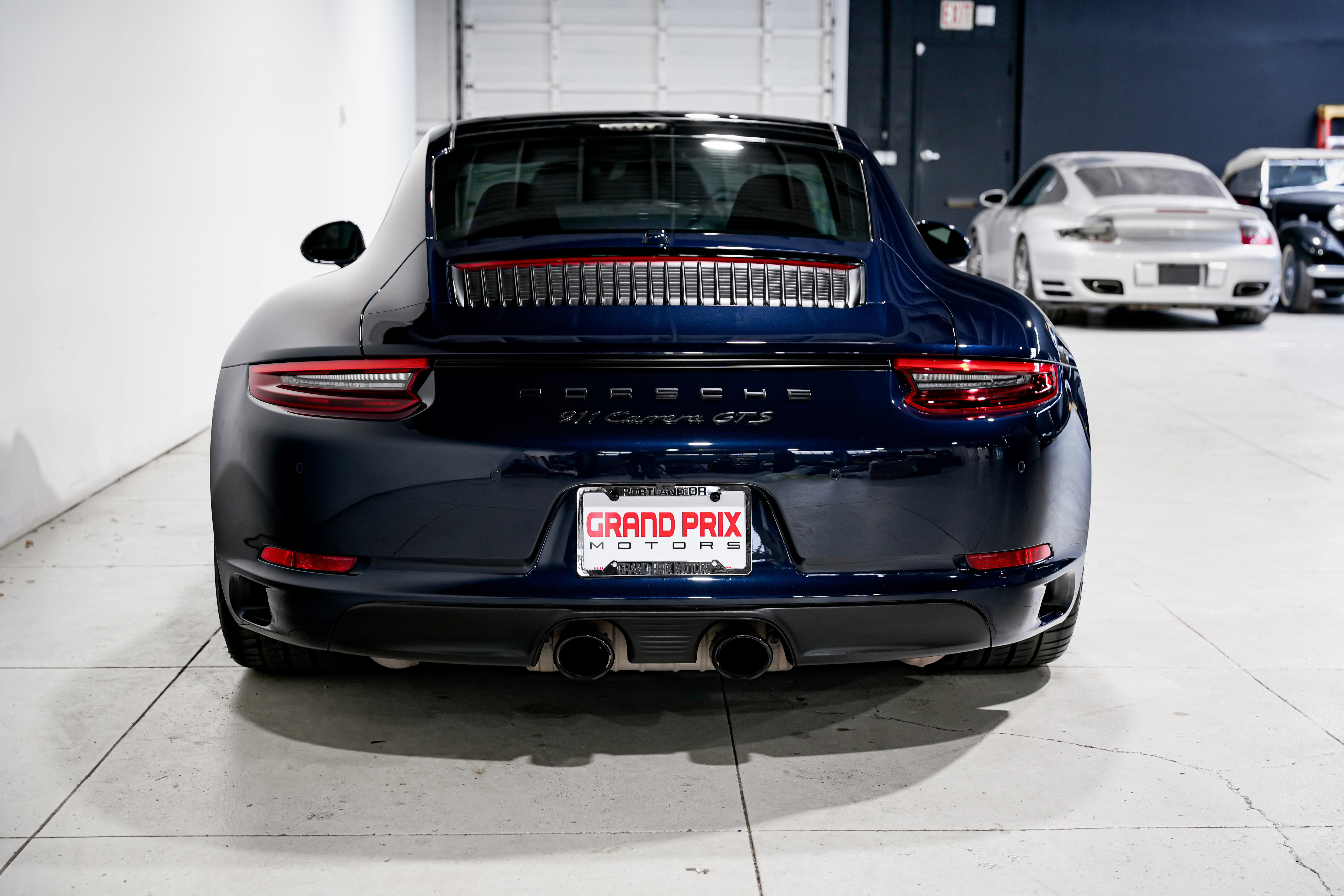Used 2019 Porsche 911 Carrera GTS RWD image 4