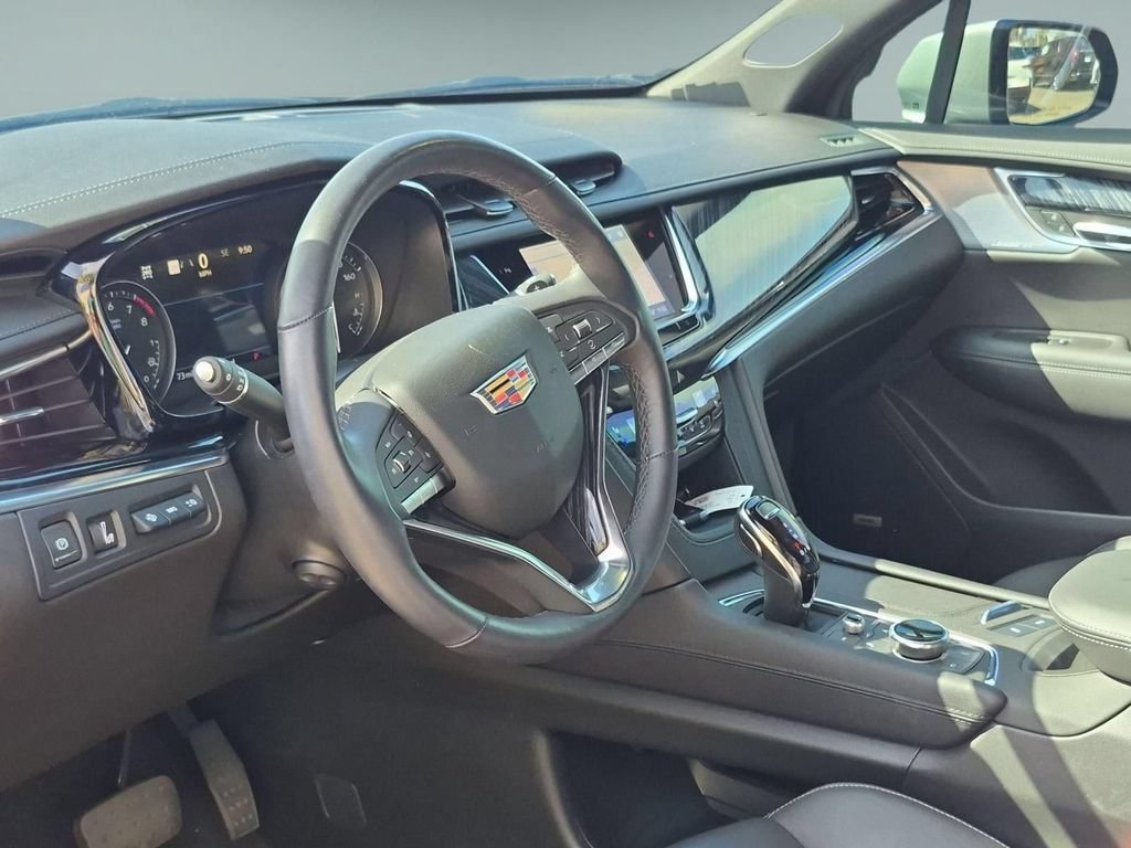 New 2024 Cadillac XT6 Premium Luxury w/ Technology Package AWD/4WD image 9