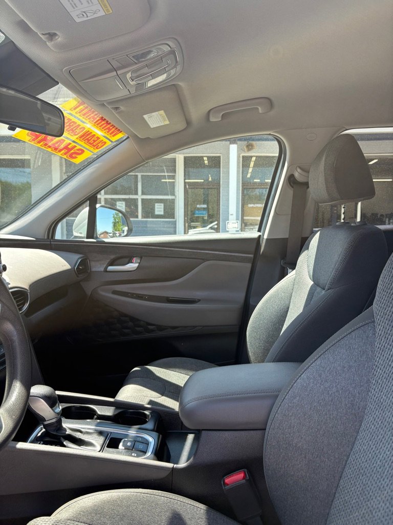 Used 2019 Hyundai Santa Fe SE AWD/4WD image 9