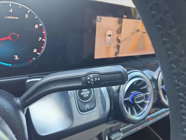 Used 2023 Mercedes-Benz GLB 250 4MATIC image 13