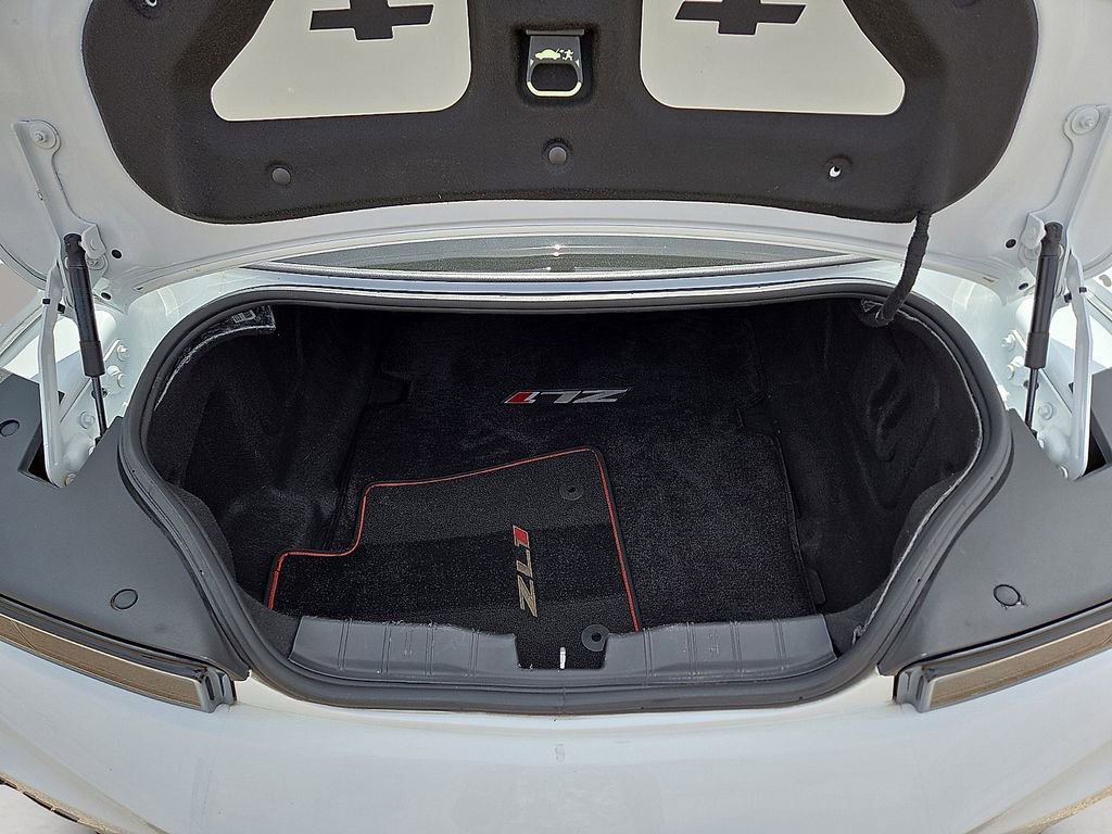 Used 2018 Chevrolet Camaro ZL1 image 15