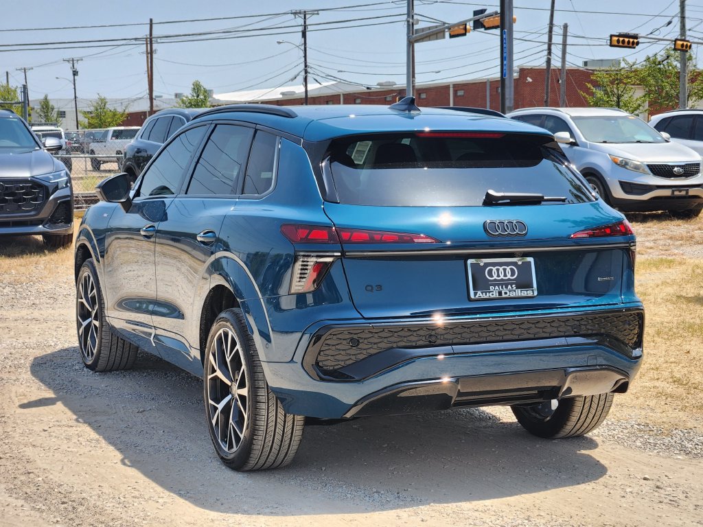 New 2026 Audi Q3 quattro 2.0T AWD/4WD image 8
