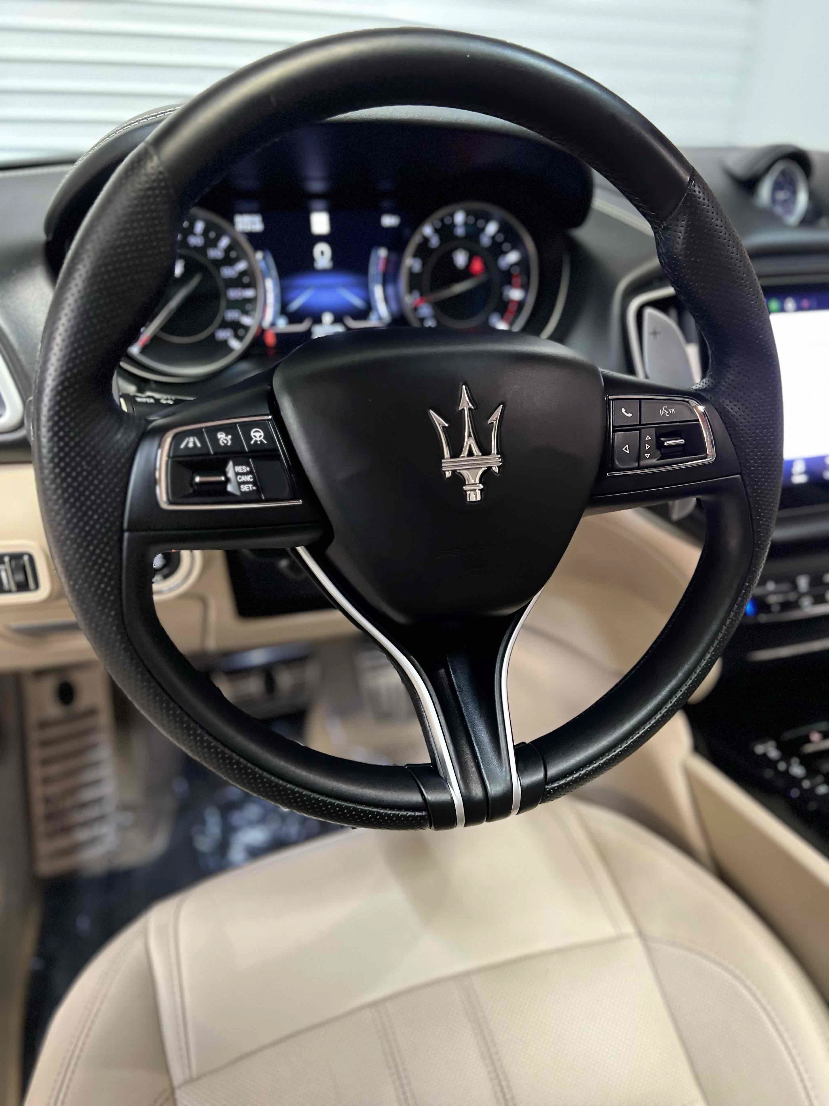 Used 2021 Maserati Ghibli S GranSport RWD image 40