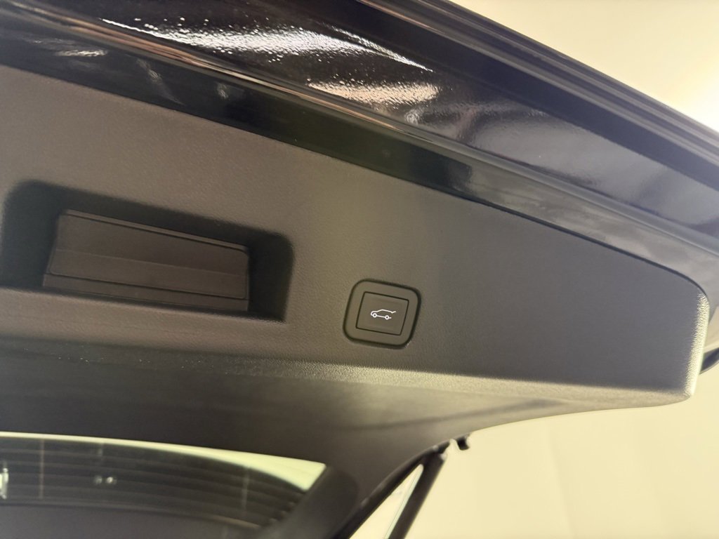 New 2026 Chevrolet Traverse LT w/ Driver Confidence Package image 12