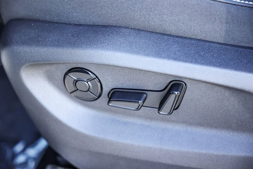 New 2026 Volkswagen Tiguan SE R-Line image 35