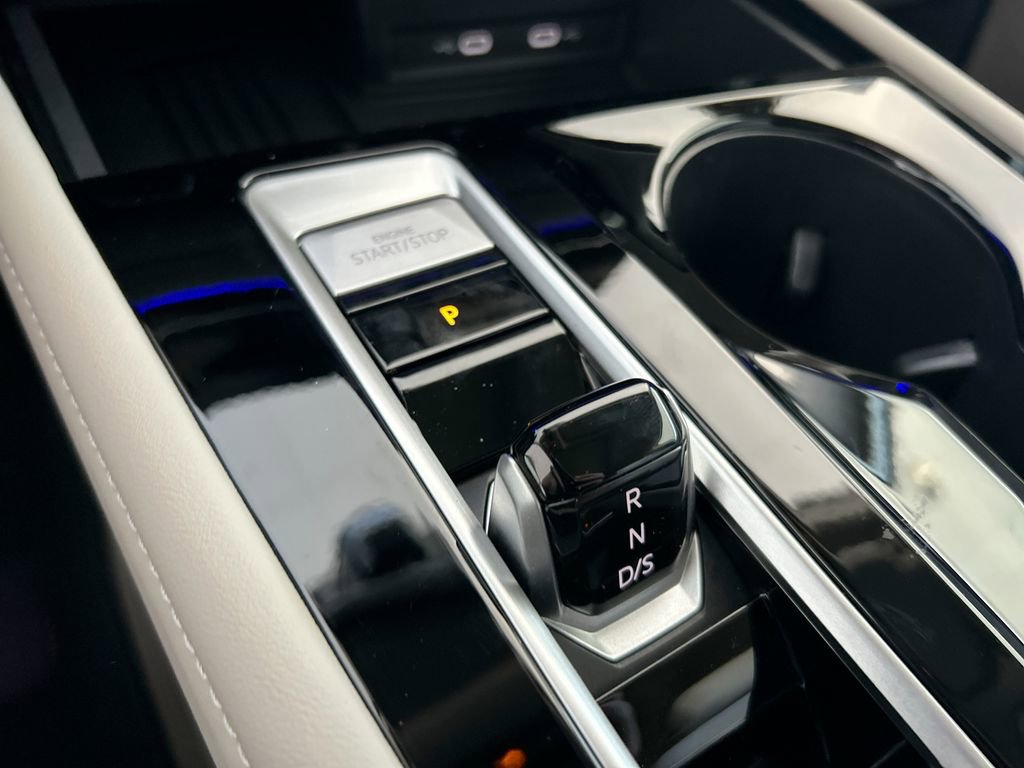 New 2026 Volkswagen Atlas SEL Premium R-Line image 33