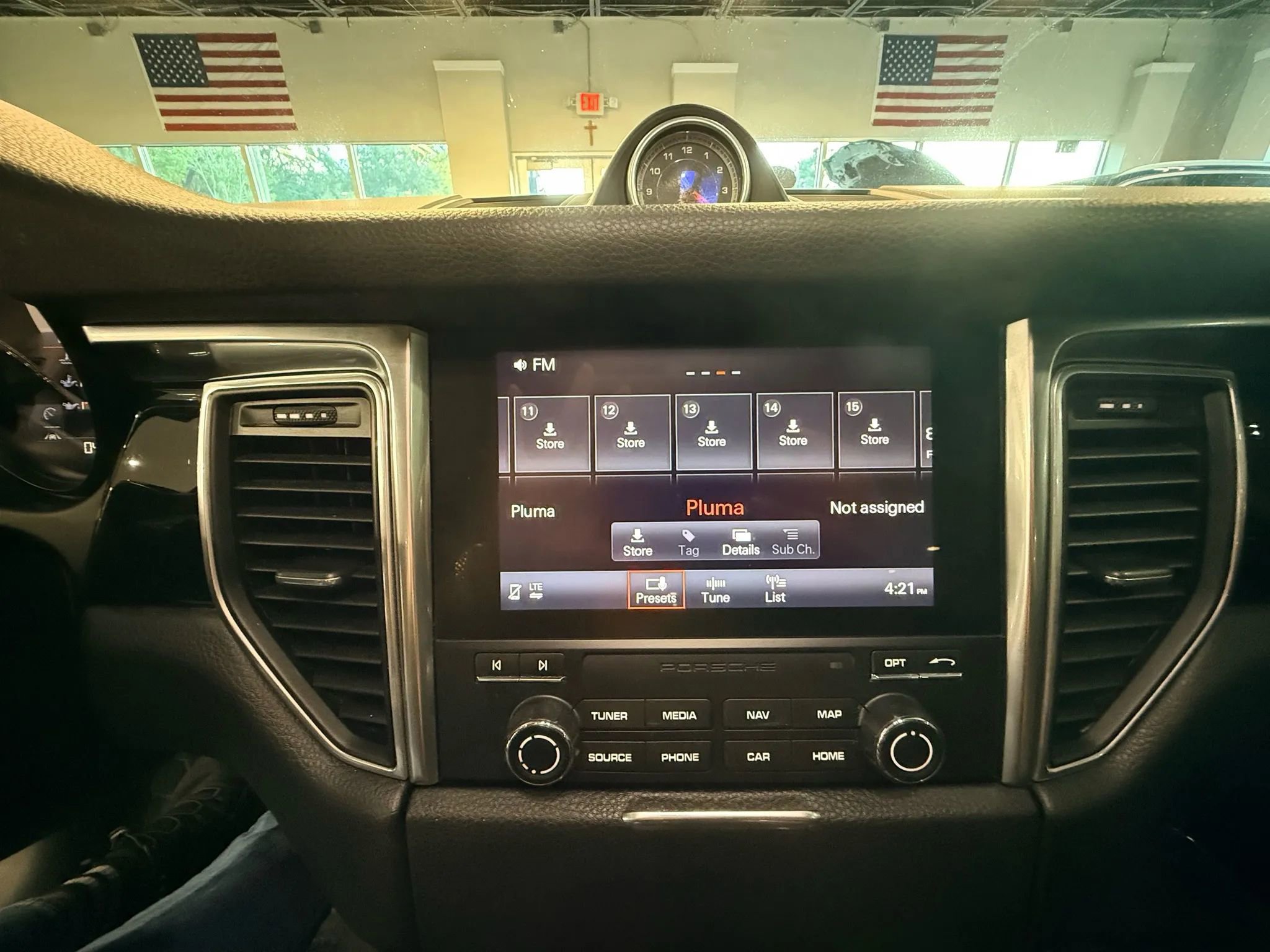 Used 2018 Porsche Macan Sport Edition image 26