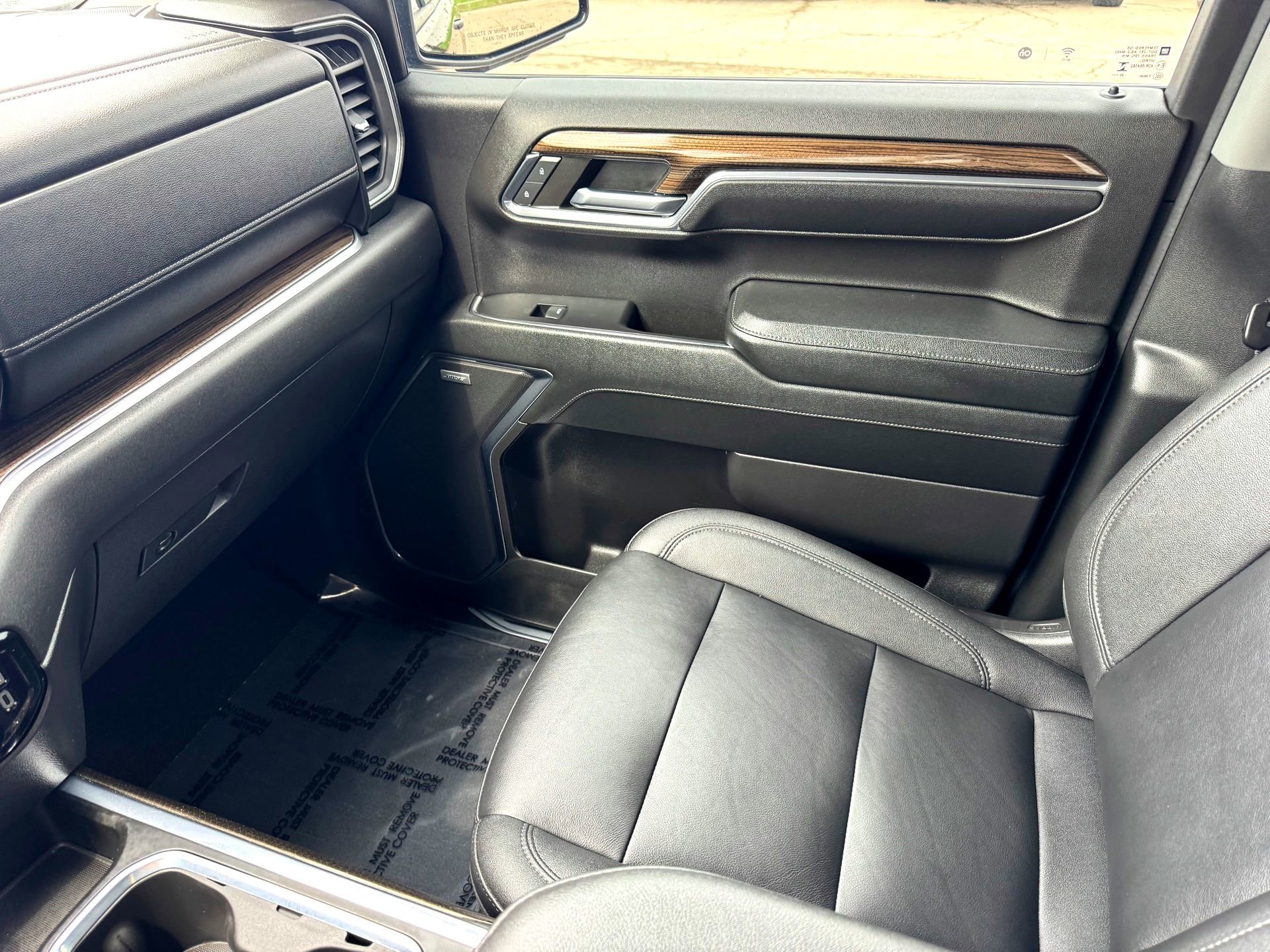 Used 2024 Chevrolet Silverado 1500 LT Trail Boss w/ Convenience Package II image 30