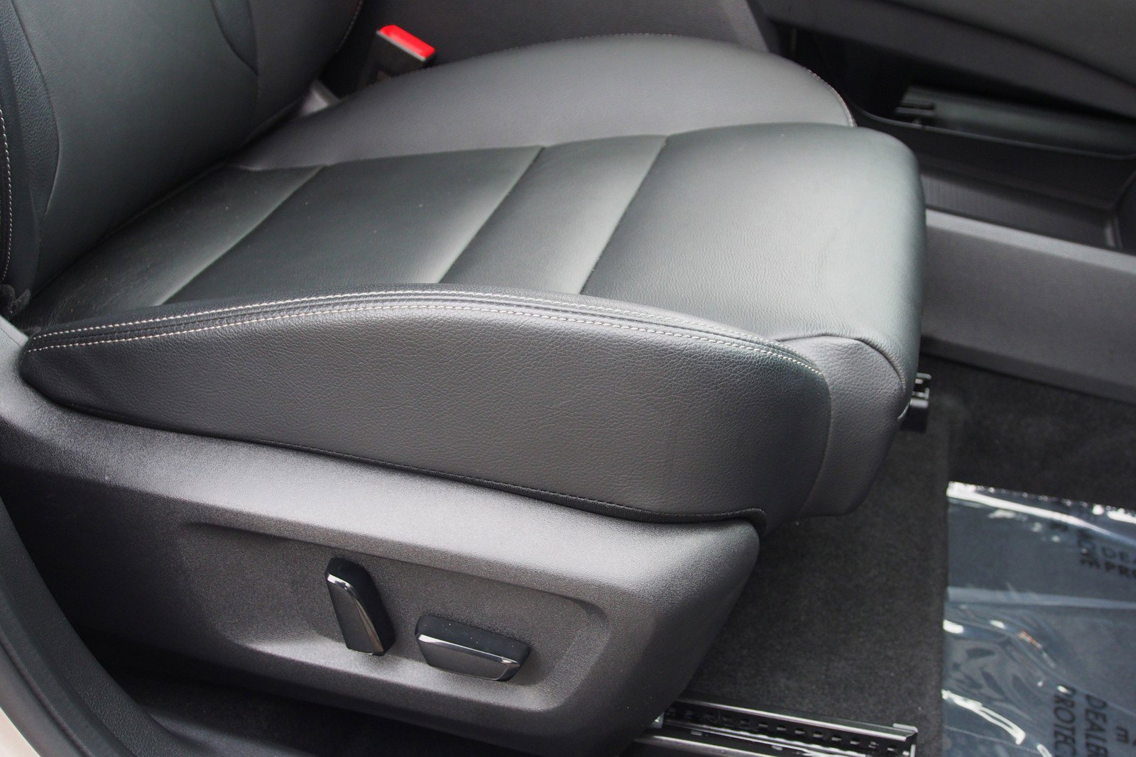 Used 2021 Nissan Rogue SL w/ Premium Package image 12