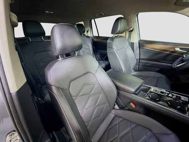 Used 2024 Volkswagen Atlas SE FWD image 28