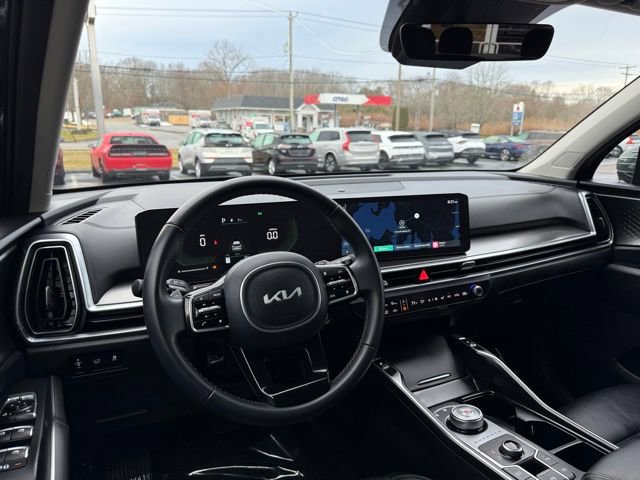 Used 2025 Kia Sorento EX image 27