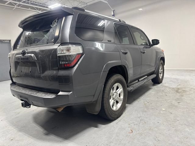 Used 2020 Toyota 4Runner SR5 Premium w/ Moonroof Package RWD image 5