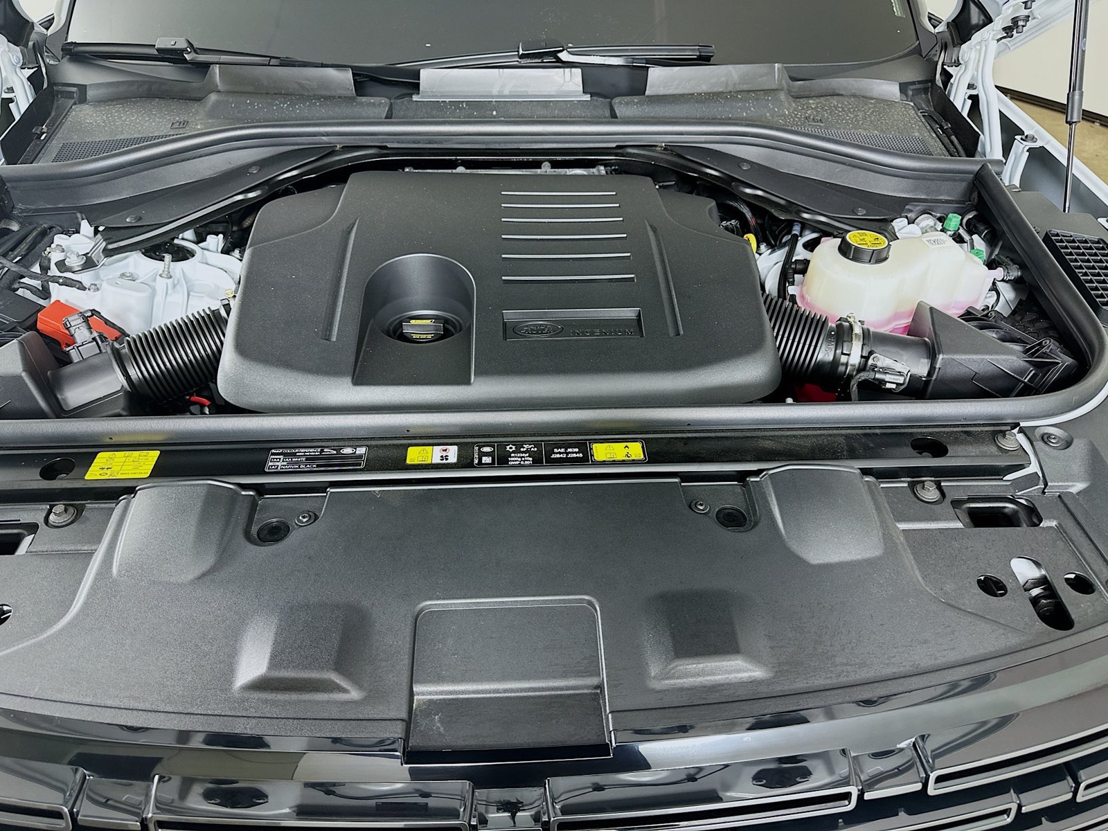 New 2026 Land Rover Range Rover SE AWD/4WD image 20