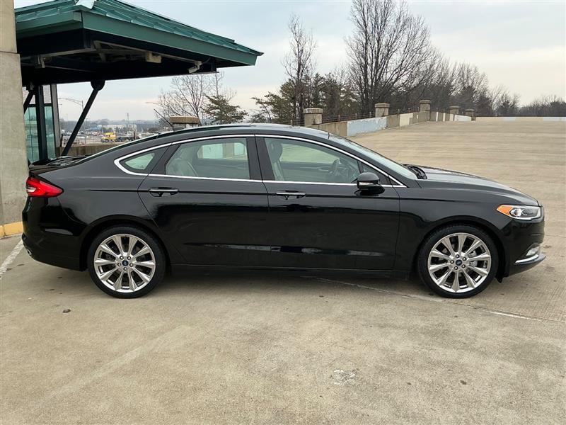 Used 2017 Ford Fusion Platinum image 8