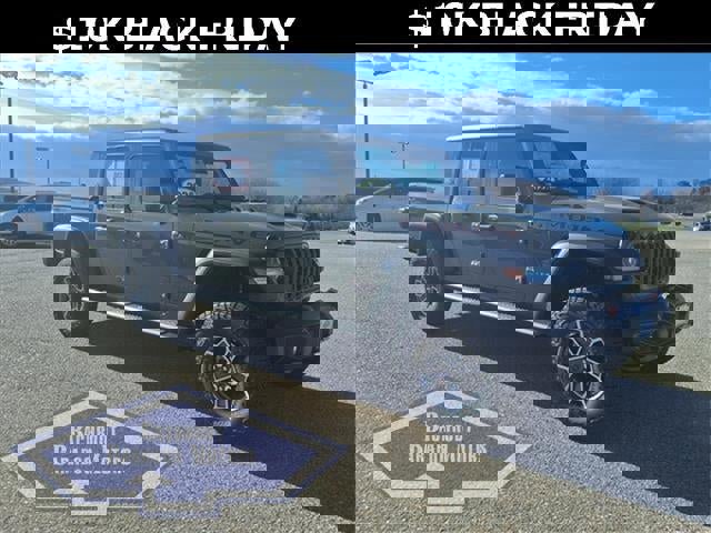 New 2026 Jeep Gladiator Mojave w/ Safety Group image 32