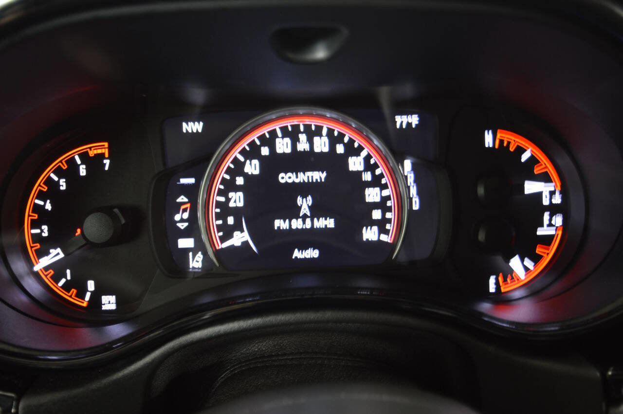 Used 2024 Dodge Durango GT image 29