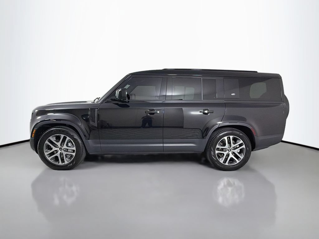 Certified 2023 Land Rover Defender 130 SE AWD/4WD image 8