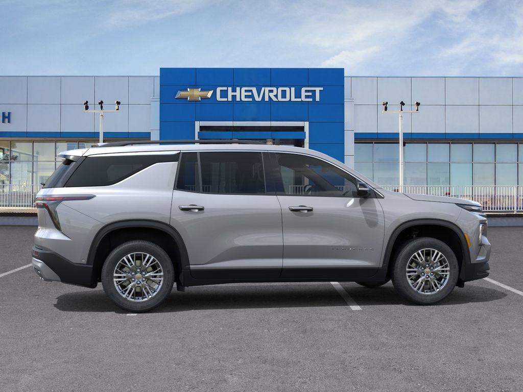 New 2027 Chevrolet Traverse LT w/ LPO, Floor Liner Package AWD/4WD image 5