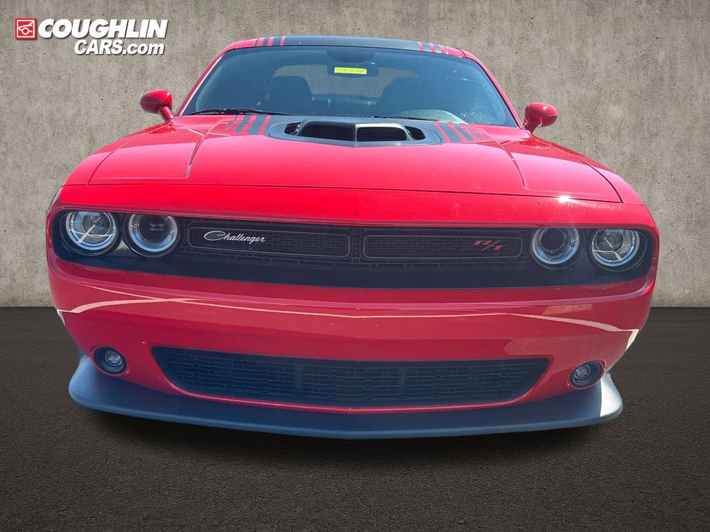 Used 2016 Dodge Challenger R/T Scat Pack RWD image 2