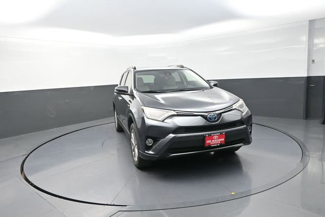 Used 2018 Toyota RAV4 Limited AWD/4WD image 27