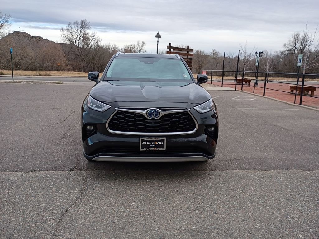 Used 2021 Toyota Highlander Platinum
