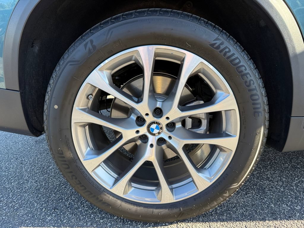 Certified 2026 BMW X5 xDrive40i AWD/4WD image 17
