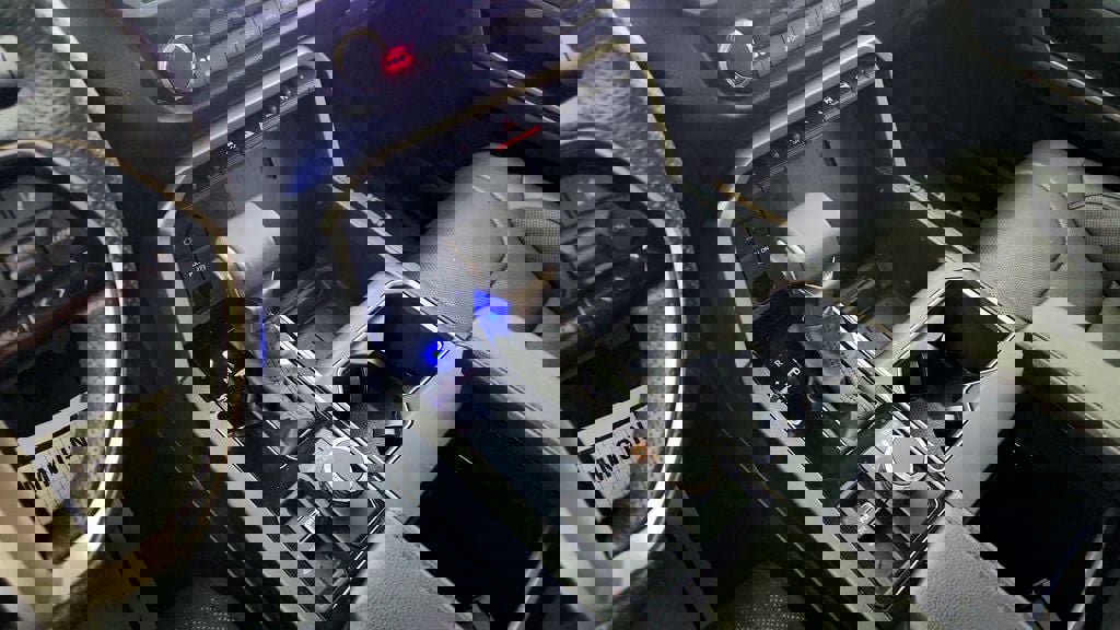 Used 2022 Toyota Tundra SR5 w/ SR5 Premium Package image 27