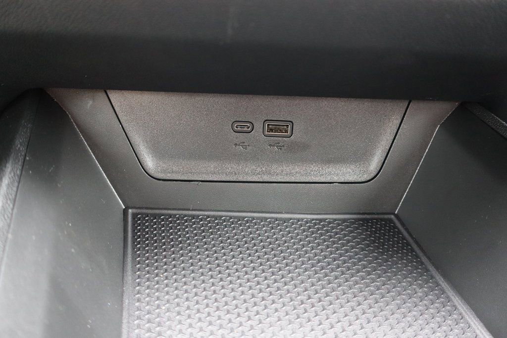 New 2026 Chevrolet Equinox LT w/ Convenience Package II image 17