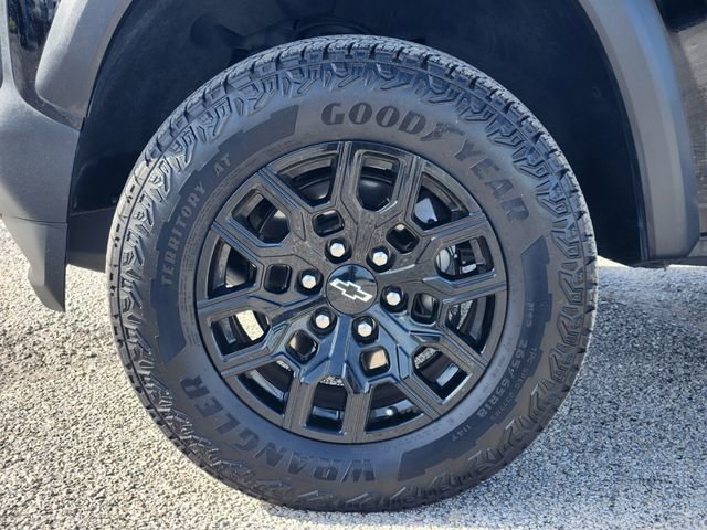 Used 2024 Chevrolet Colorado Trail Boss w/ Advanced Trailering Package AWD/4WD image 10