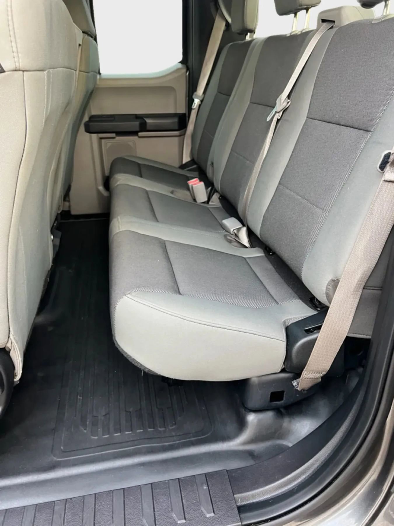 Used 2016 Ford F150 XL w/ Equipment Group 101A Mid image 9