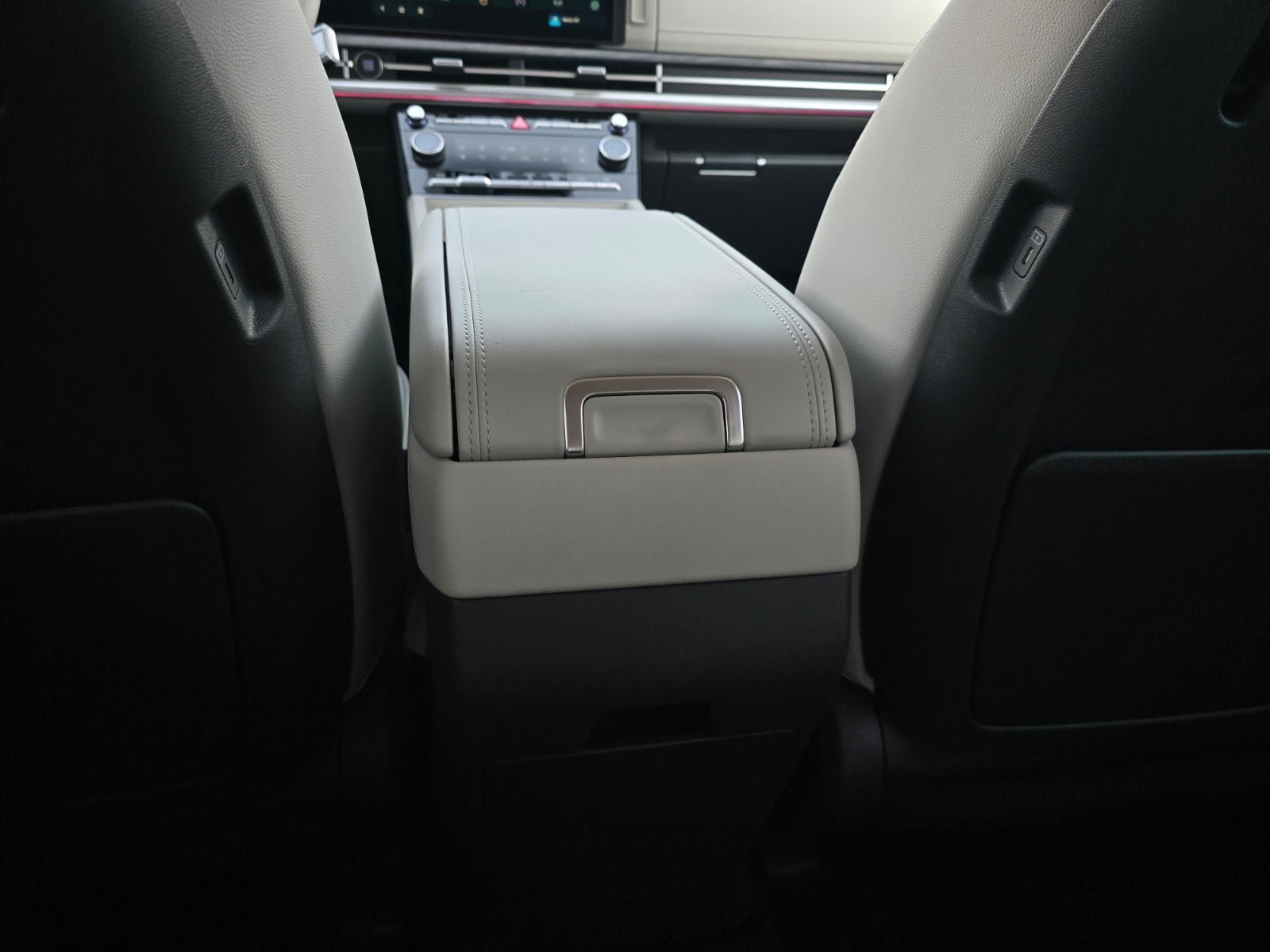 New 2027 Hyundai Santa Fe Limited AWD/4WD image 24