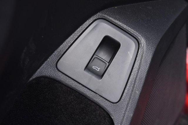 Certified 2024 Volkswagen Tiguan SE R-Line AWD/4WD image 9